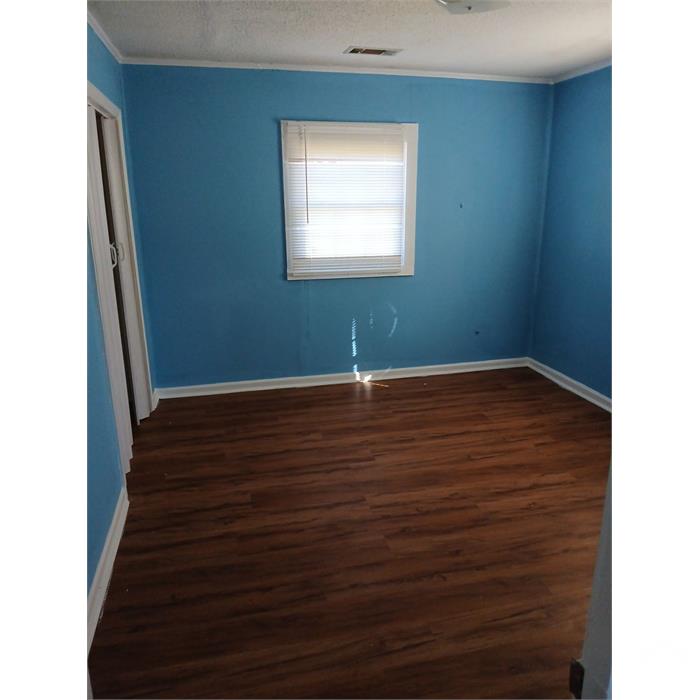 15 Robert Pinckney Ln