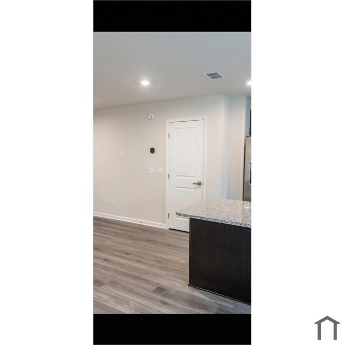 869 Knox Crest Dr