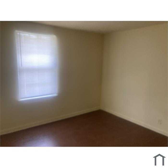 2824 Vista Ln