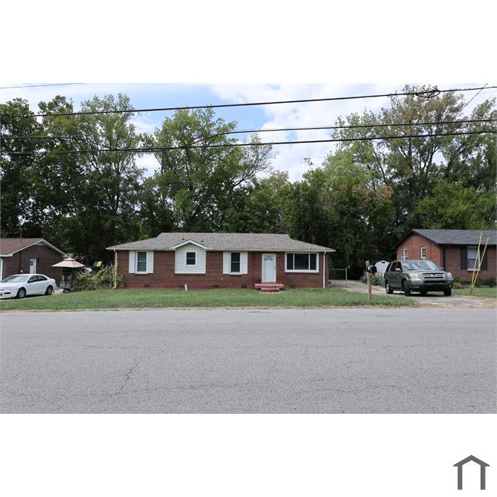 668 Rowan Dr