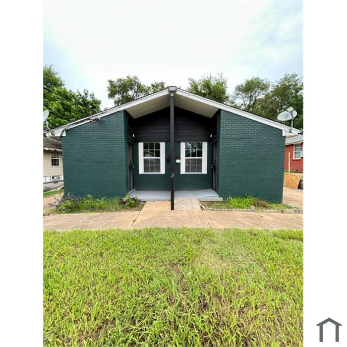 1236 Effie Rd
