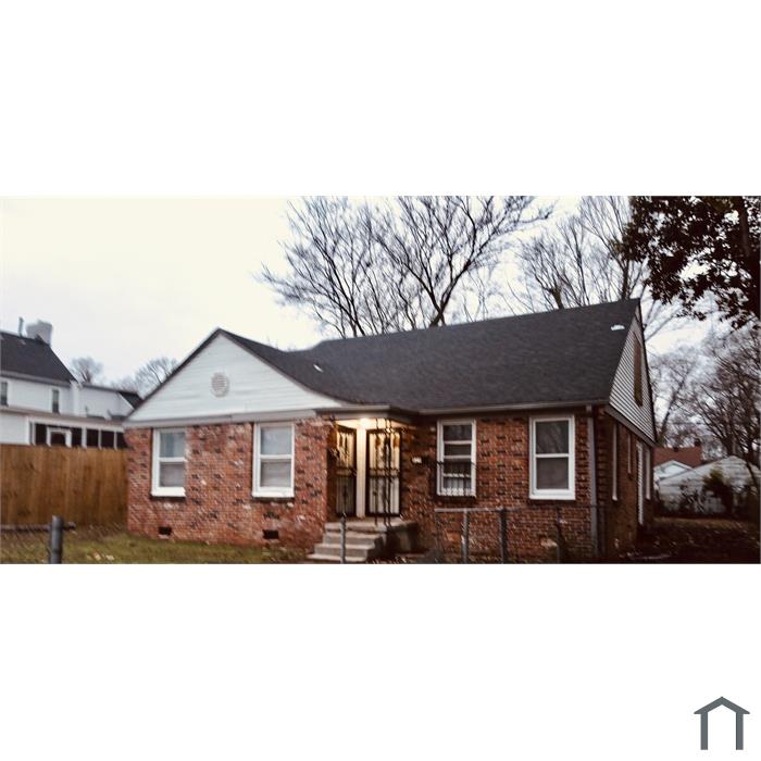 831 Biggs St