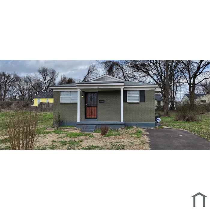 186 W Davant Ave