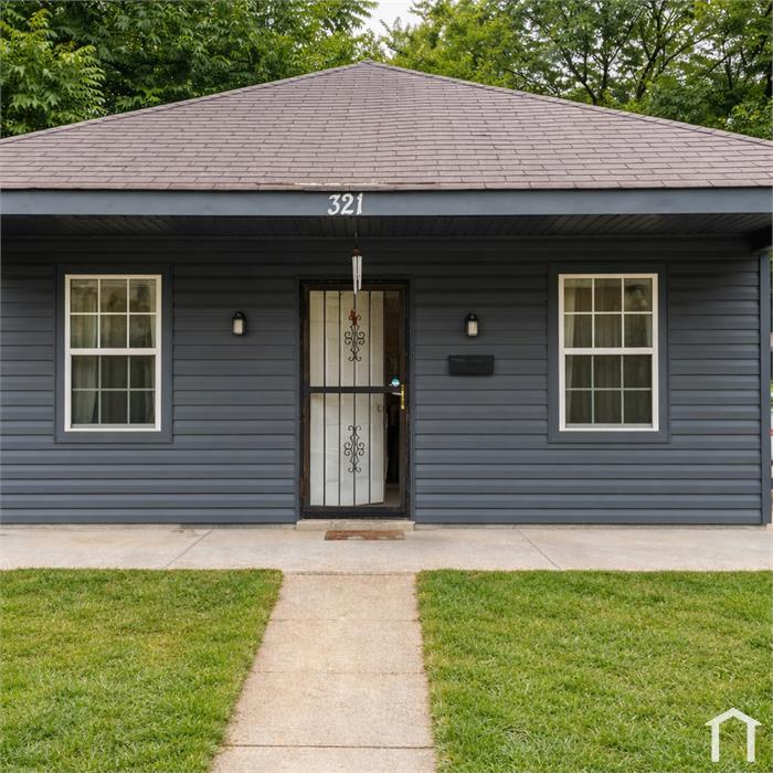 321 Carpenter St