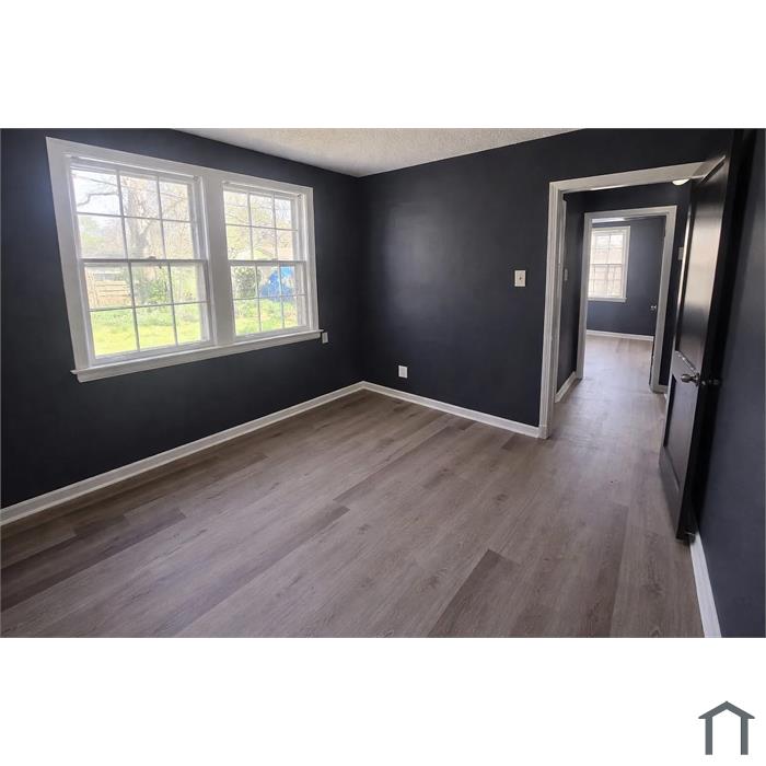 1205 Bradbury Cv