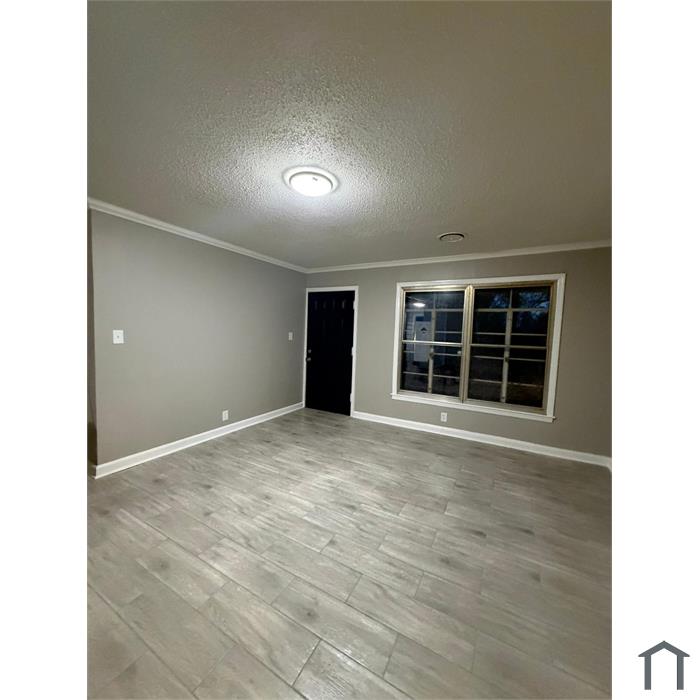 1927 Coventry Dr