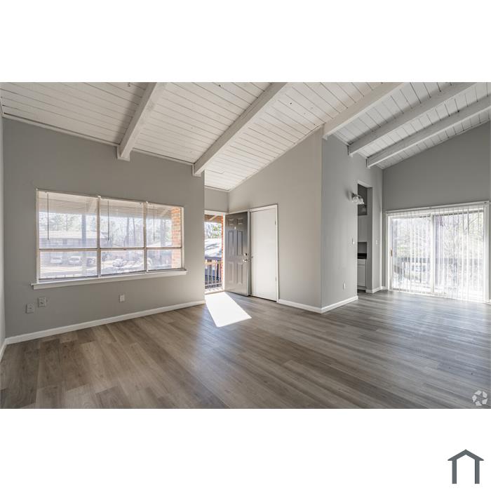 3343 Jerelyn Cv