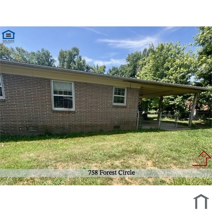 758 Forest Cir