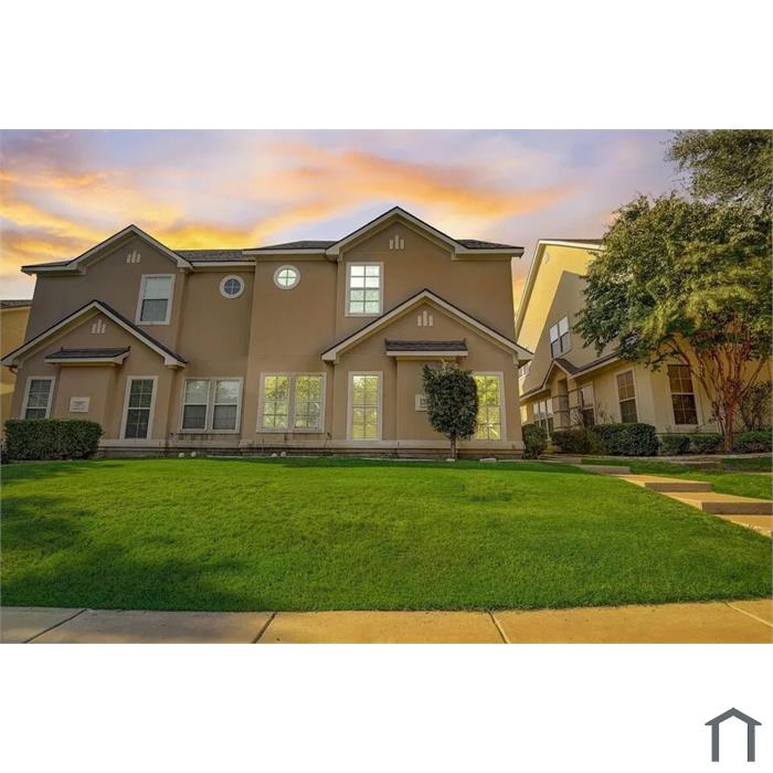 328 Regency Dr