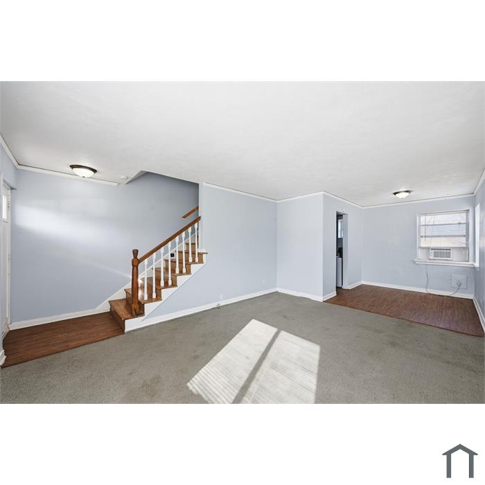305 W Morton St