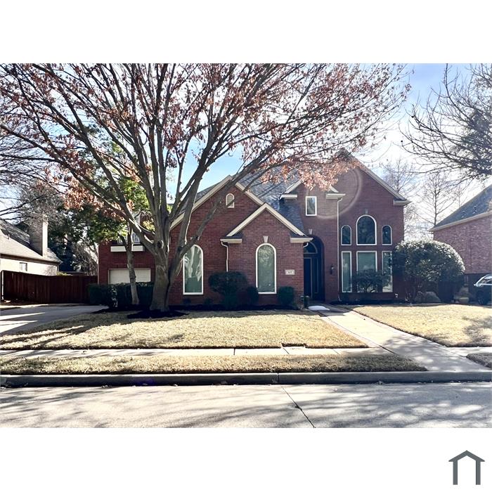 615 Fallbrook Dr