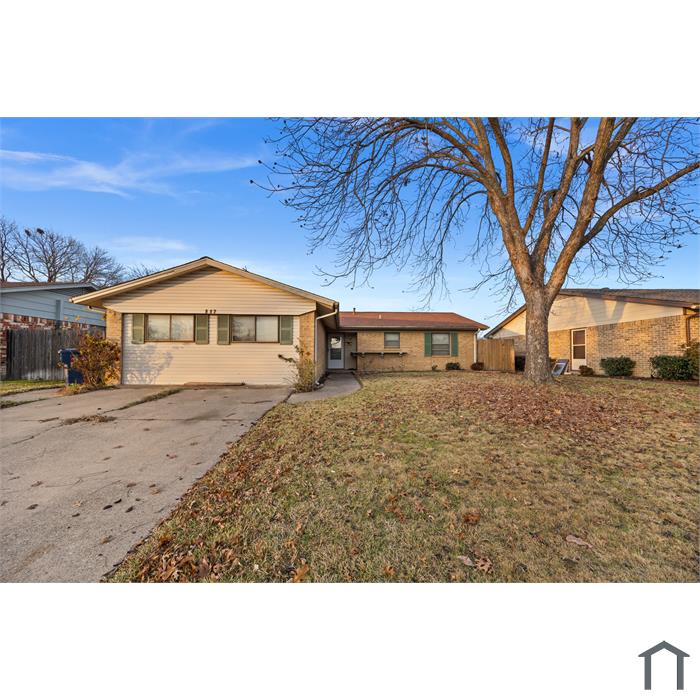 517 McDivitt Dr