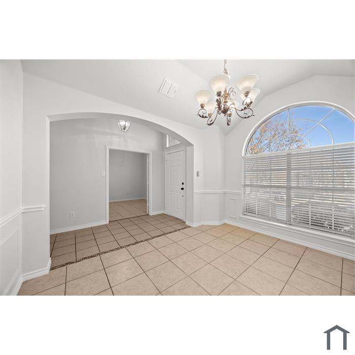 2217 Trickling Creek Dr