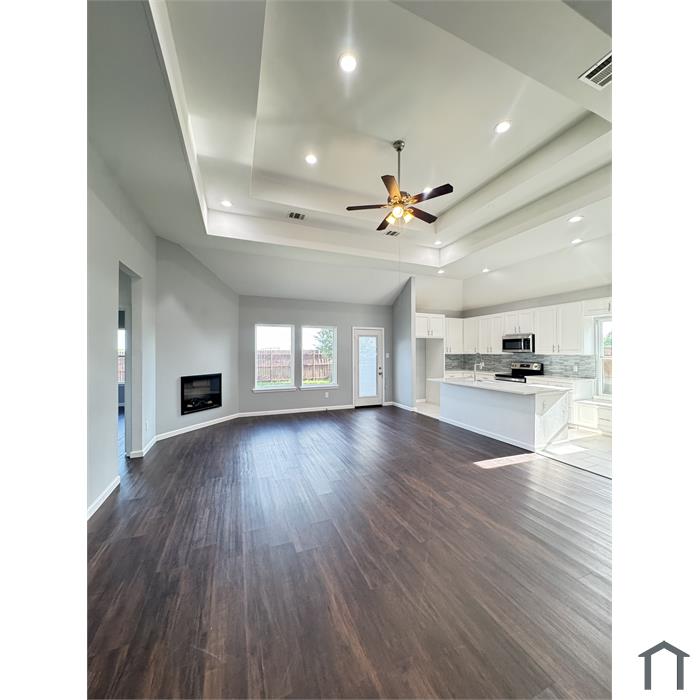 1052 Port Sullivan Dr
