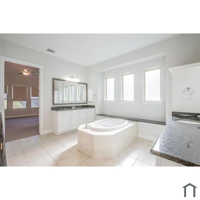 217 Northern Star Ct