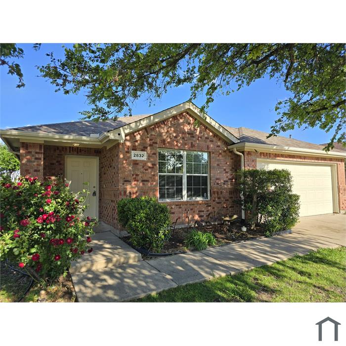 2832 Quietwater Dr