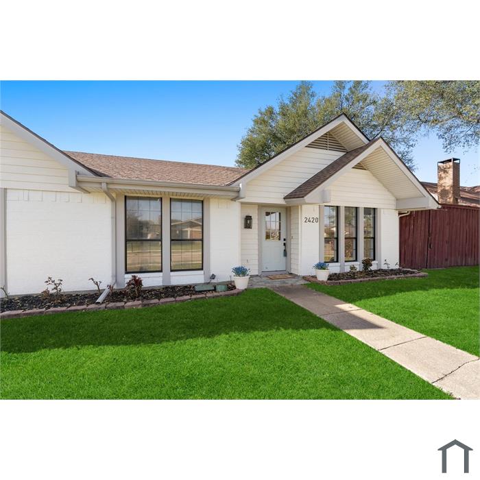 2420 Majestic Dr