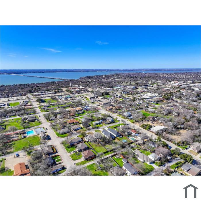801 Peters Colony