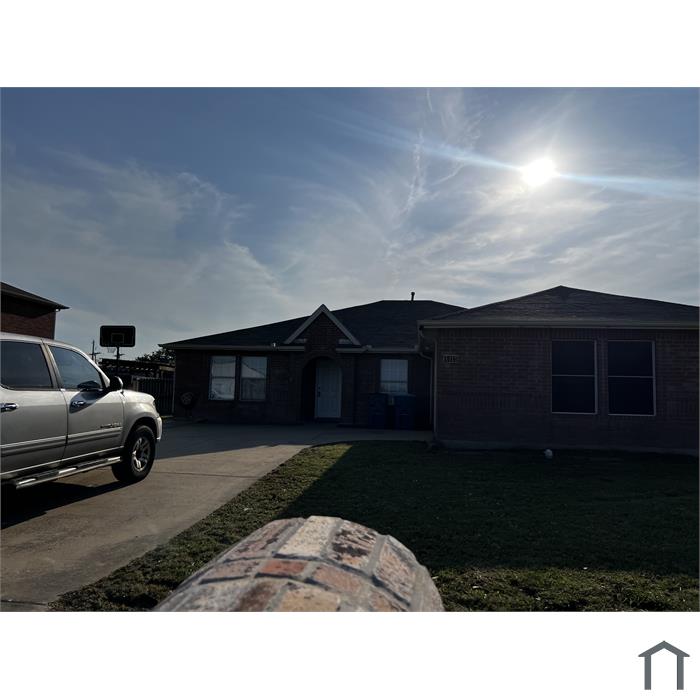 4413 Sunny Brook Dr