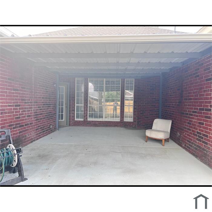 2714 Winterberry Dr