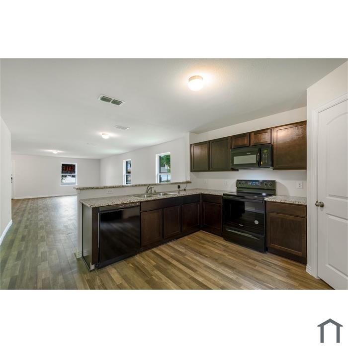 1509 Fairway Dr