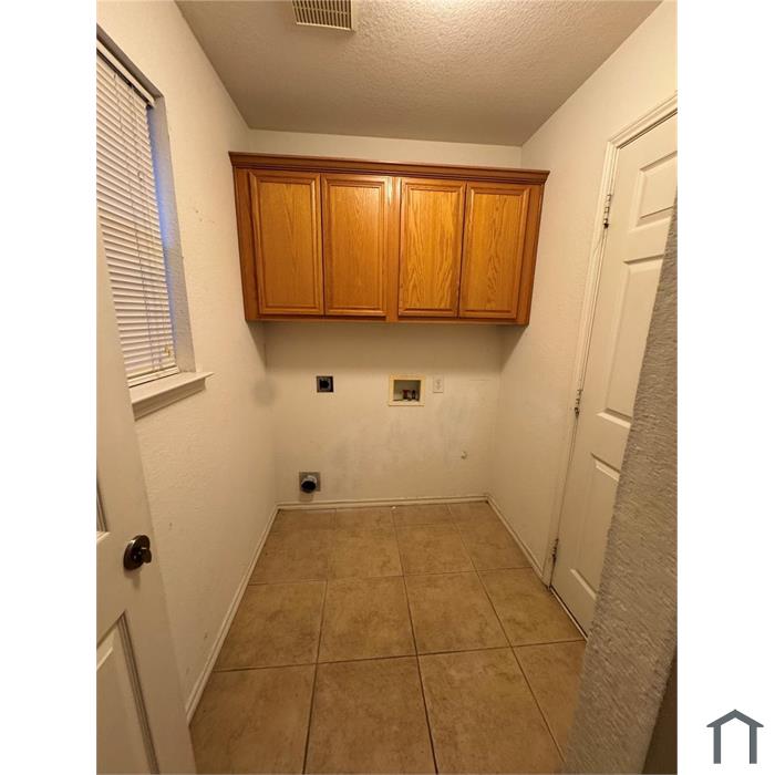 706 Gateway Bnd