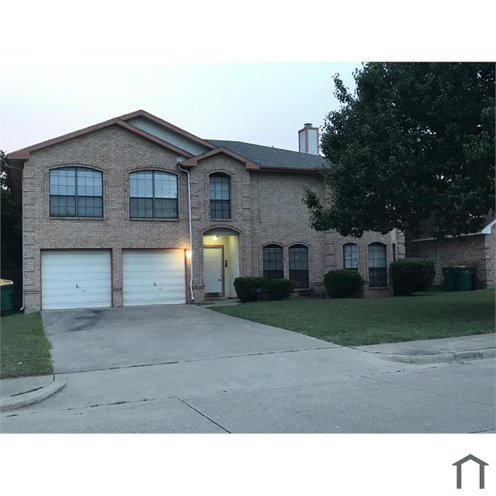 914 Shady Brook Ln