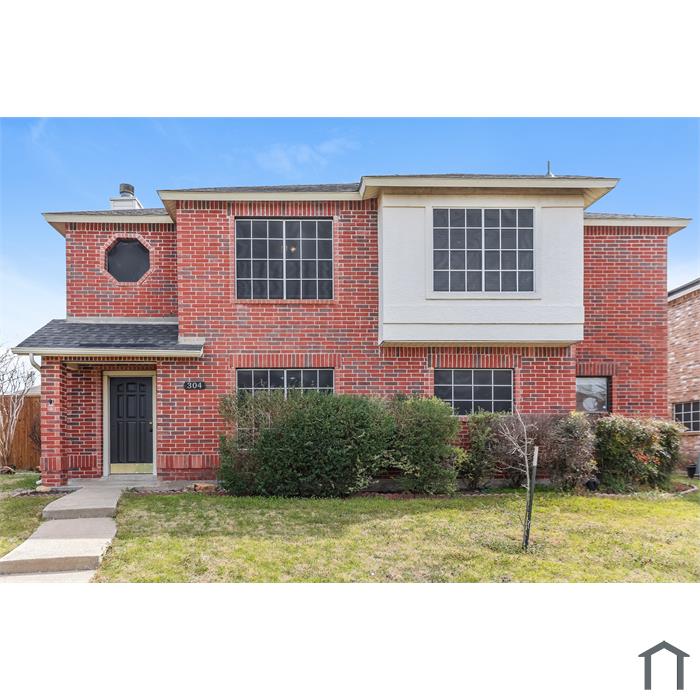 304 Rosewood Ln