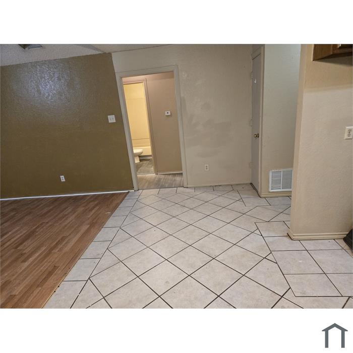 313 Bryant Ln