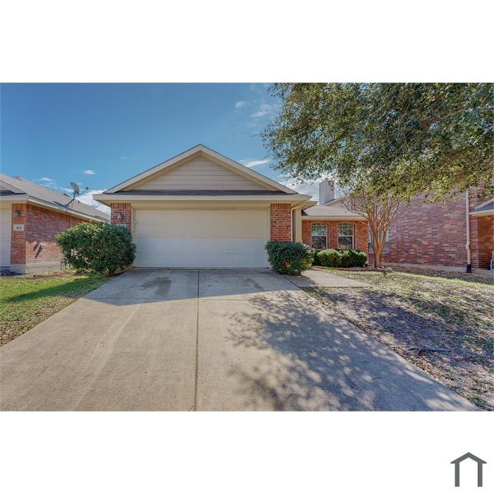 1033 Grimes Dr