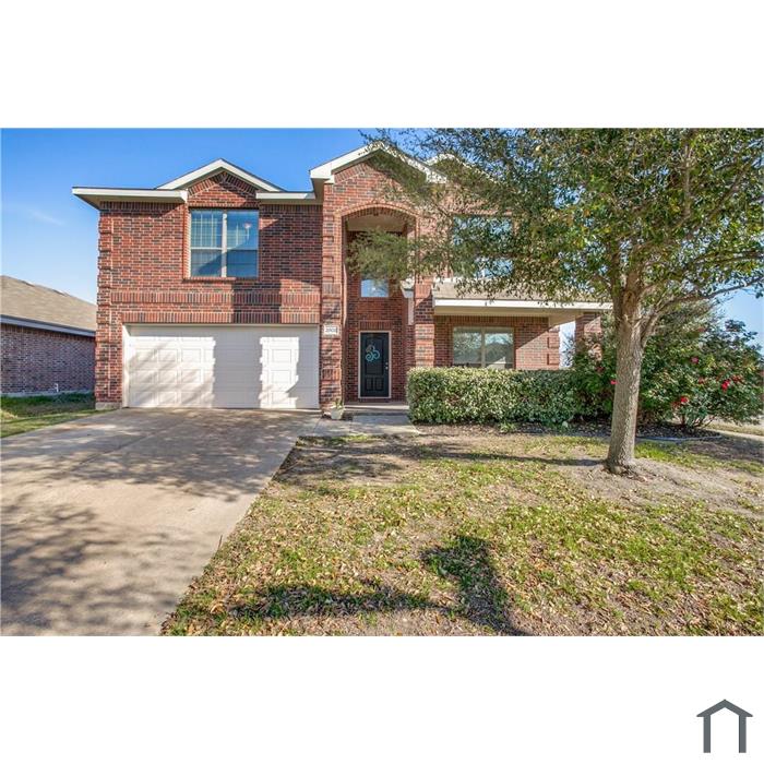 2002 Club Oak Dr