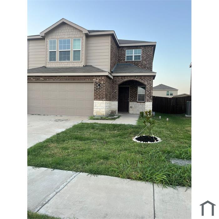 1435 Lumberton Dr