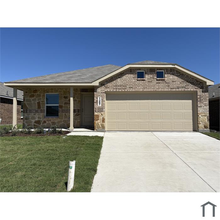 1267 Falcon Heights Dr