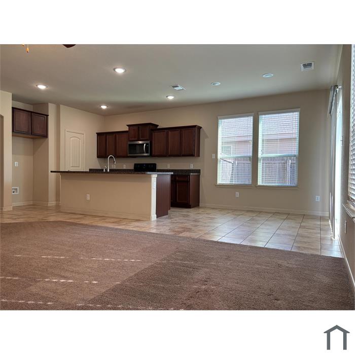 9435 Smoke Tree Dr