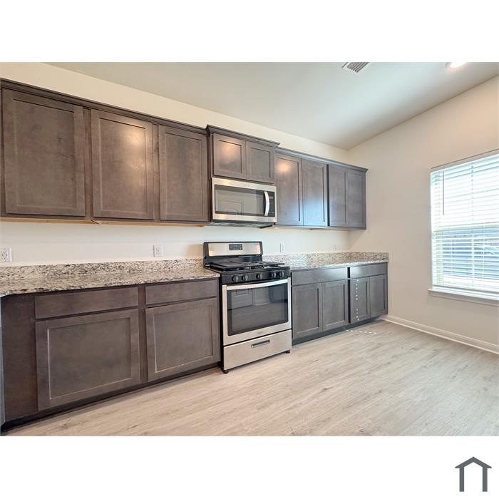 3119 Angus Dr