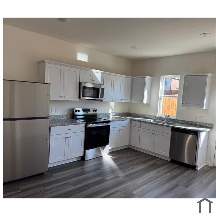 6087 Mojave Dr