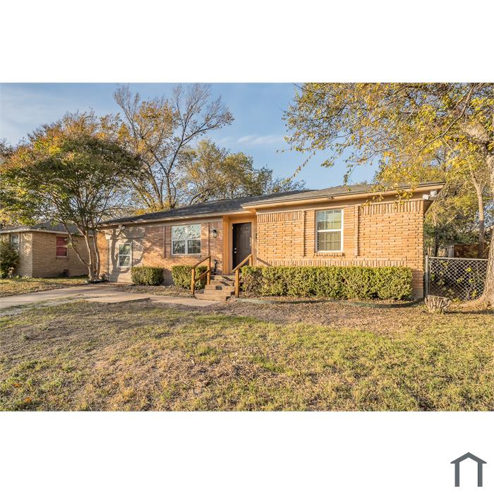 319 Cypress St