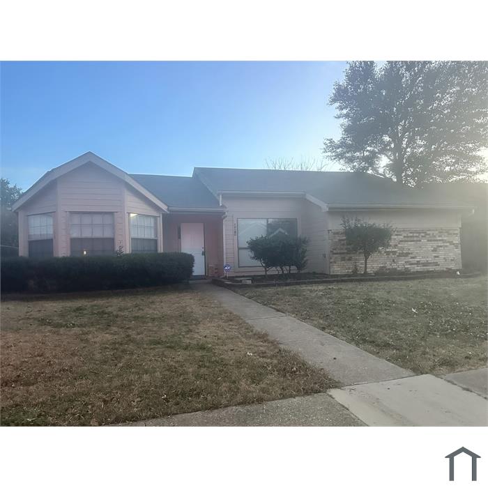 420 Quail Hollow Dr