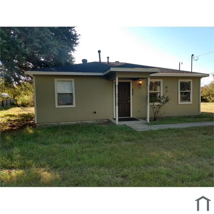 2 Bedroom Single Family House 207 Talty Rd in Terrell, TX