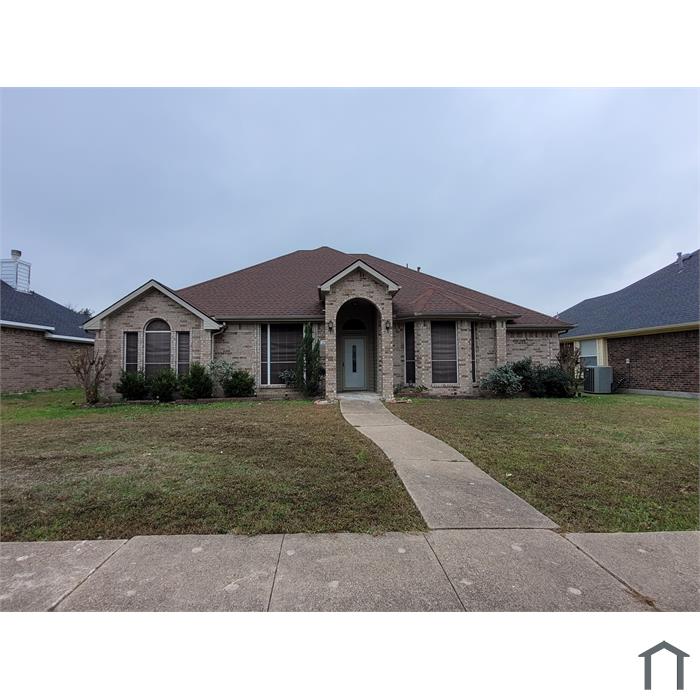 2323 Stillwater Dr