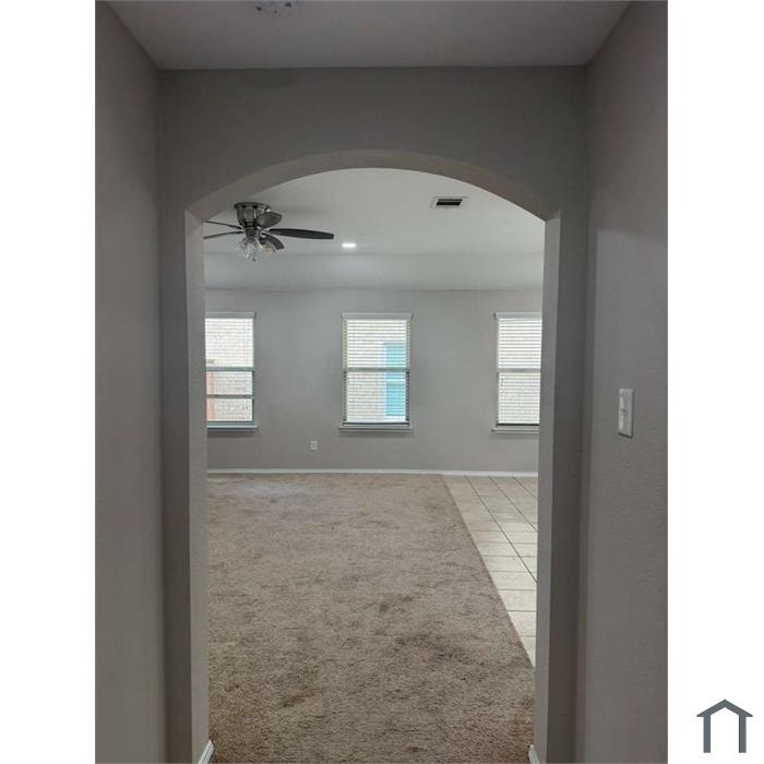 2544 Saldana Dr