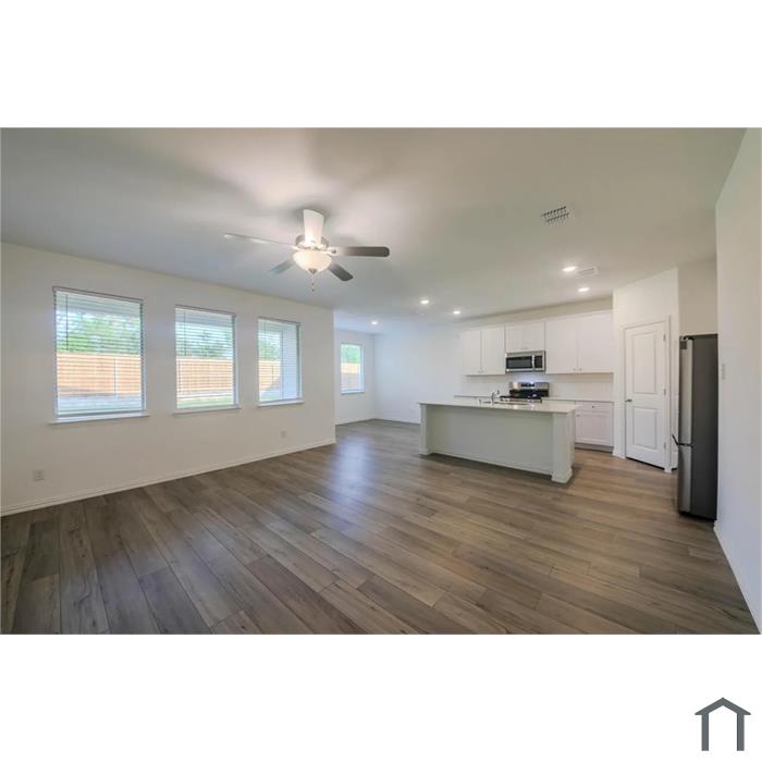 127 Jenkinson Dr