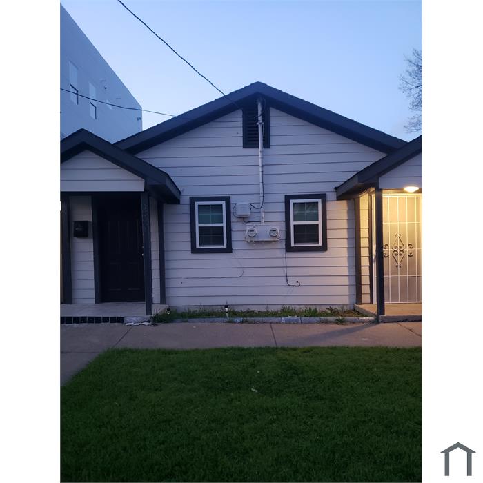 933 Muncie Ave