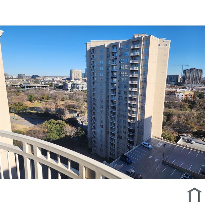 3225 Turtle Creek Blvd