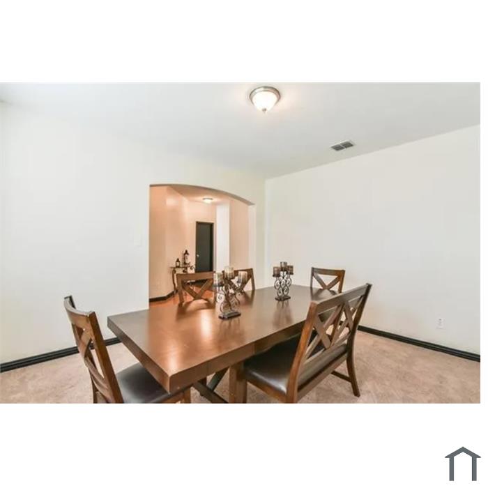 8243 Merriweather Dr
