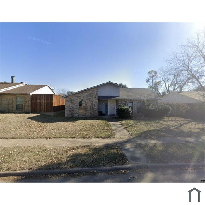 7449 Emory Oak Ln