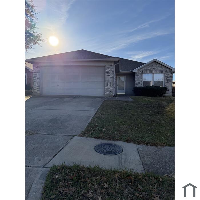 5733 Goldeneye Ln