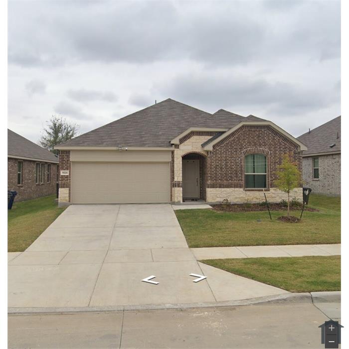 1024 Longleaf Ln