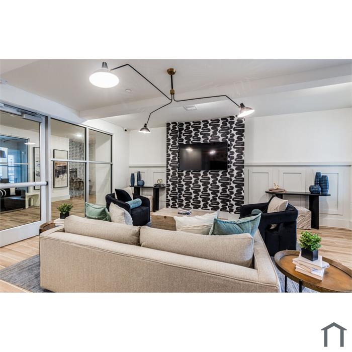 Palladium East Foster Crossing