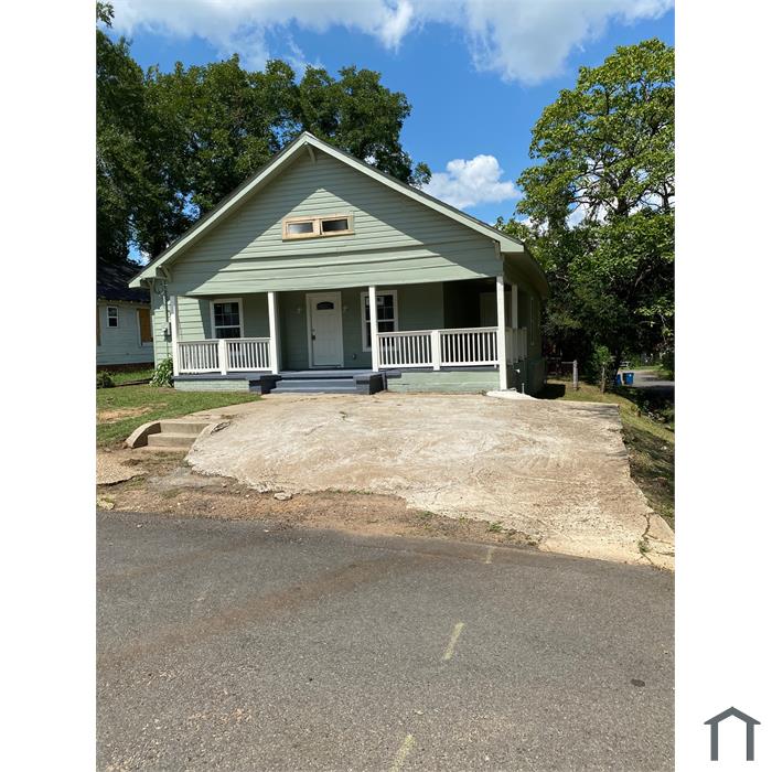 1101 James Farmer St